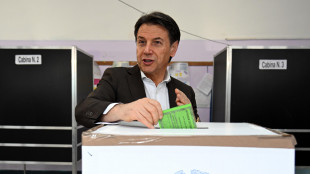 Conte sul referendum, ce l'abbiamo fatta, viva la Costituzione