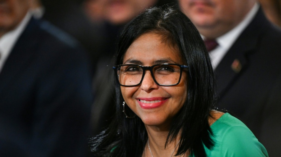 La presidenta venezolana acepta vender petr&oacute;leo a EEUU tras un ataque que dej&oacute; 100 muertos, seg&uacute;n un ministro