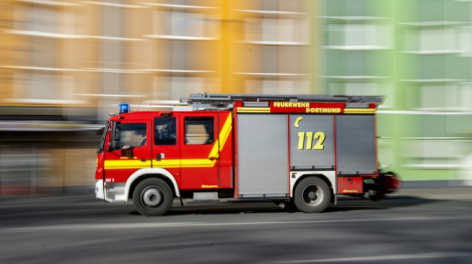 Gro&szlig;brand in Disco w&auml;hrend Feier mit 750 Besuchern - Drei Verletzte
