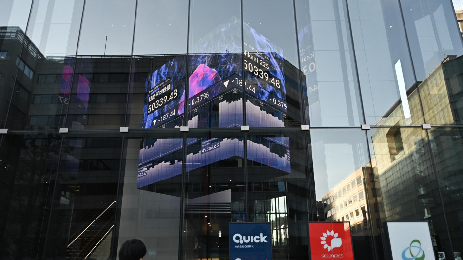 Borsa: Tokyo, apertura in leggero calo (-0,15%)