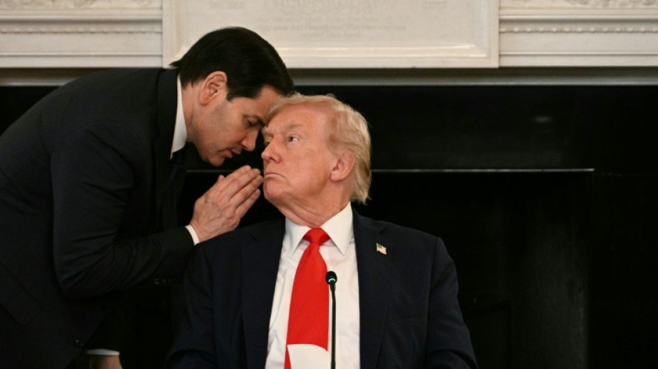 Israël et le Hamas annoncent un accord de  cessez-le-feu à Gaza sous l'égide de Trump