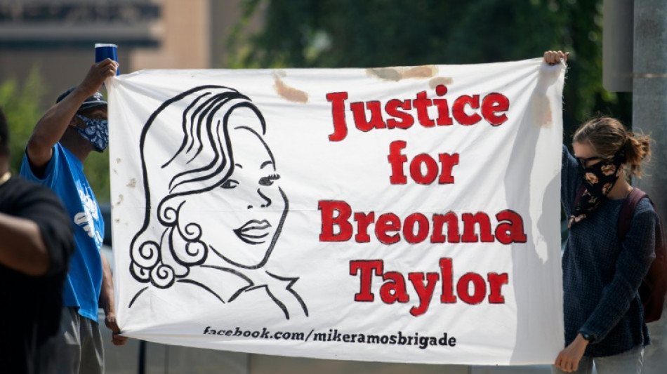 Justicia de EEUU acusa a cuatro polic&iacute;as por muerte de afroestadounidense Breonna Taylor