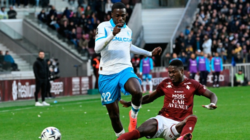 De Zerbi living his best life as Marseille go top of Ligue 1