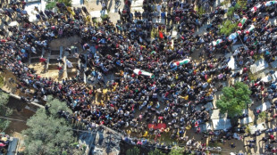 Miles de palestinos participan en el funeral de las 21 v&iacute;ctimas del incendio en Gaza