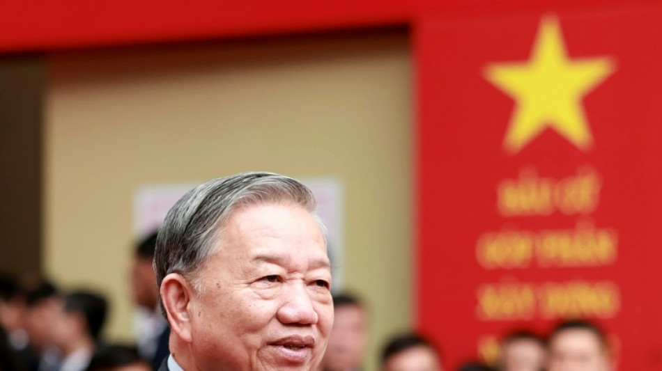 Los vietnamitas votan en unas elecciones legislativas con poco entusiasmo