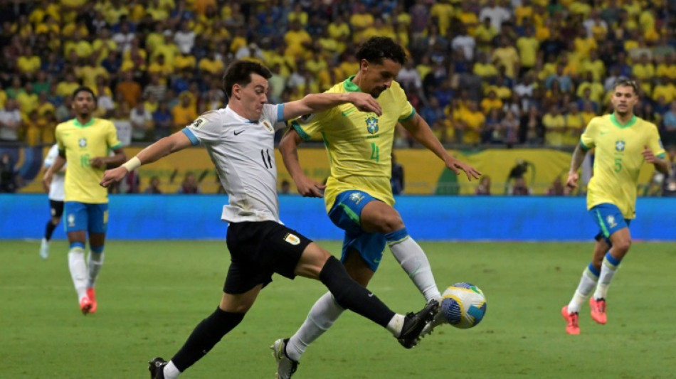 Seleção termina ano mergulhada em um mar de dúvidas