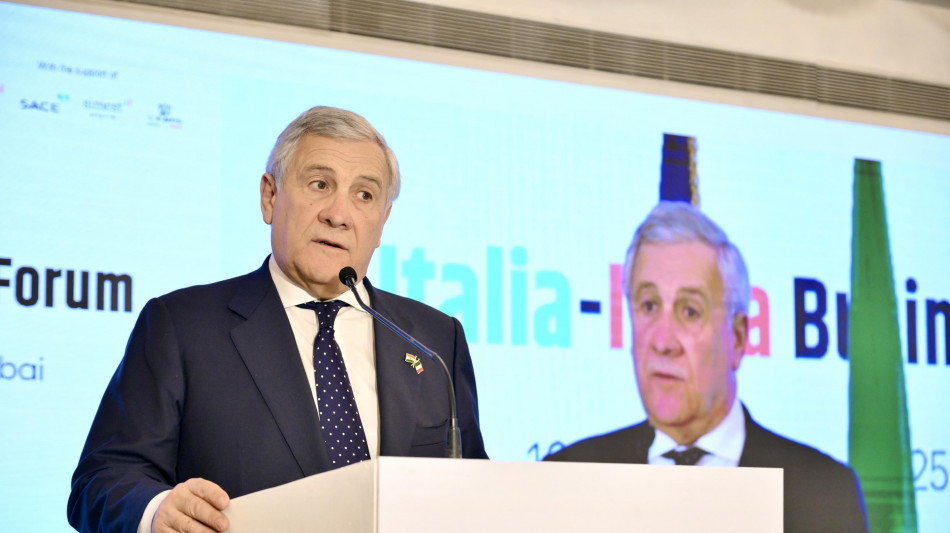 Tajani, Gedi? C'&egrave; libero mercato, ma meglio se resta in mani italiane