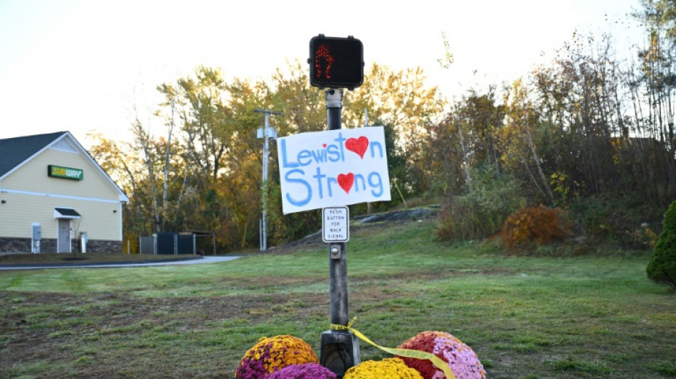 Atacante de Maine compr&oacute; armas pese a sus problemas de salud mental