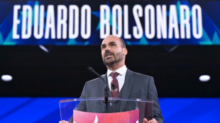 Imputan a un hijo de Bolsonaro por "coacción" durante el juicio de su padre en Brasil