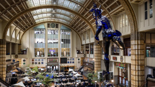 Borsa: attacco in Iran frena Europa e Wall Street, Milano -1,3%