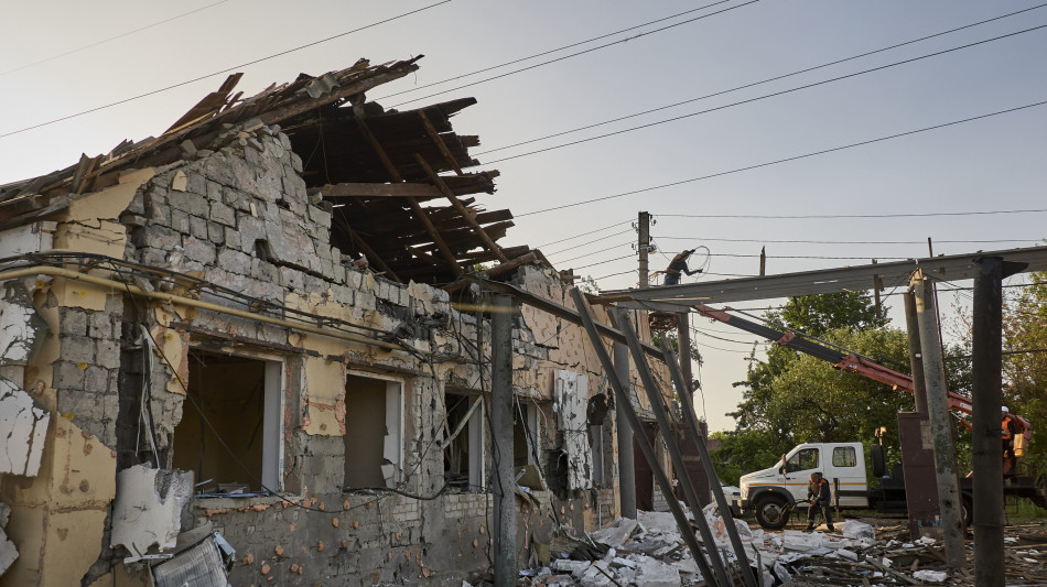 Kiev, 'raid russo su case a Kharkiv, almeno 2 morti'