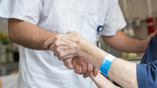 Eigenanteile f&uuml;r Pflege im Heim erneut gestiegen - Kritik an Reformpl&auml;nen