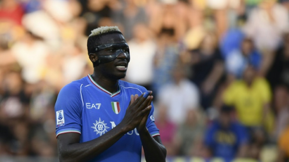 Osimhen reafirma amor pelo Napoli para encerrar pol&ecirc;mica do TikTok