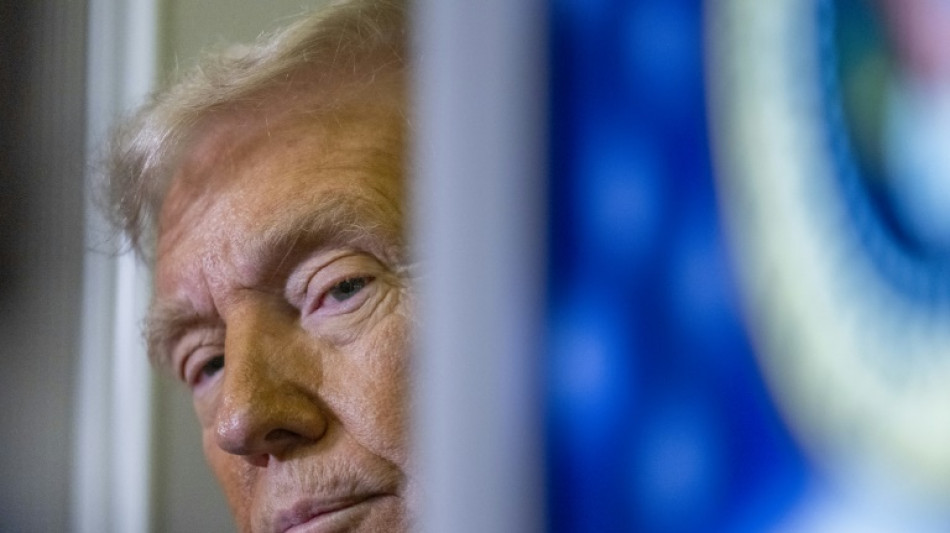 Global stocks mixed as US tariff uncertainty lingers