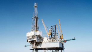 Il petrolio è in rialzo ma il Wti resta sotto i 60 dollari