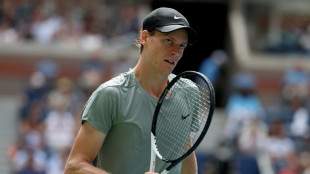 Sinner e Swiatek vencem com autoridade e avan&ccedil;am &agrave; 3&ordf; rodada do US Open