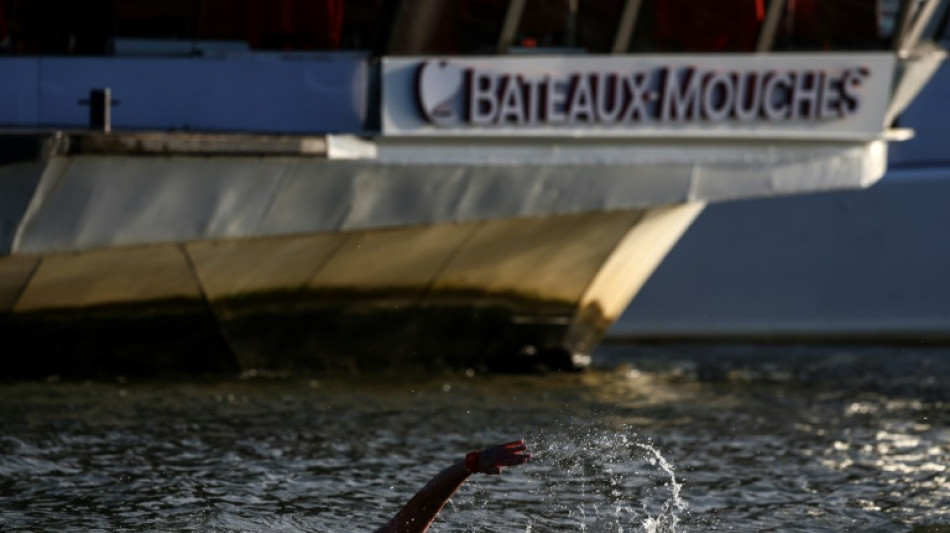 Mergulho no Sena: entre a for&ccedil;a da correnteza e as d&uacute;vidas sobre a &aacute;gua