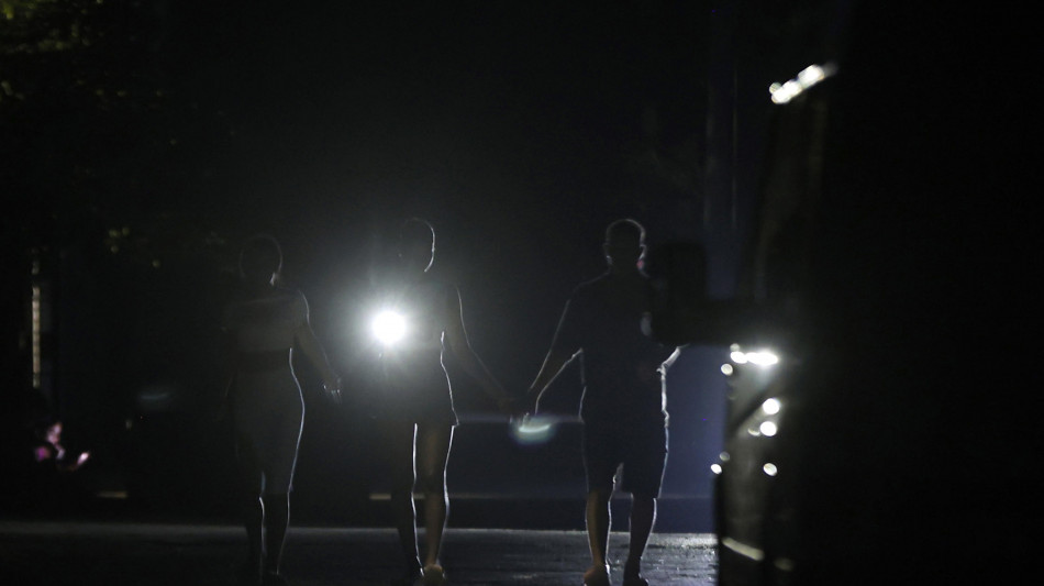 Blackout a Cuba, si moltiplicano le proteste della popolazione