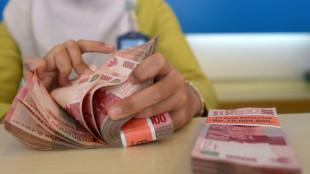 Stocks mostly rise on trade optimism, but Trump uncertainty lingers