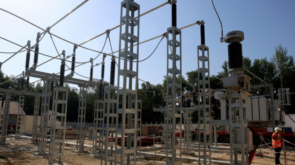Canicule : 68.000 foyers priv&eacute;s d'&eacute;lectricit&eacute; dans le Finist&egrave;re, 5.000 dans le Vaucluse