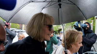 Divulgan un v&iacute;deo de la declaraci&oacute;n de Trump en el caso por violaci&oacute;n y difamaci&oacute;n