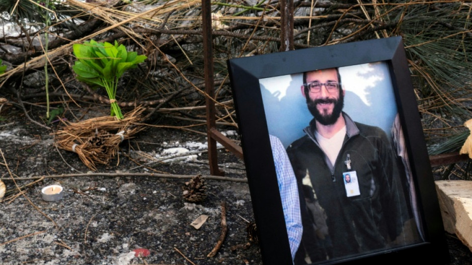 Dor e indigna&ccedil;&atilde;o em Minnesota ap&oacute;s a morte do enfermeiro Alex Pretti