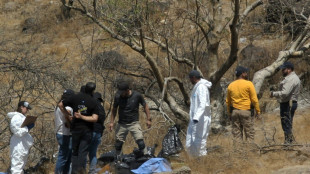 Hallan 45 bolsas con restos humanos en el oeste de M&eacute;xico