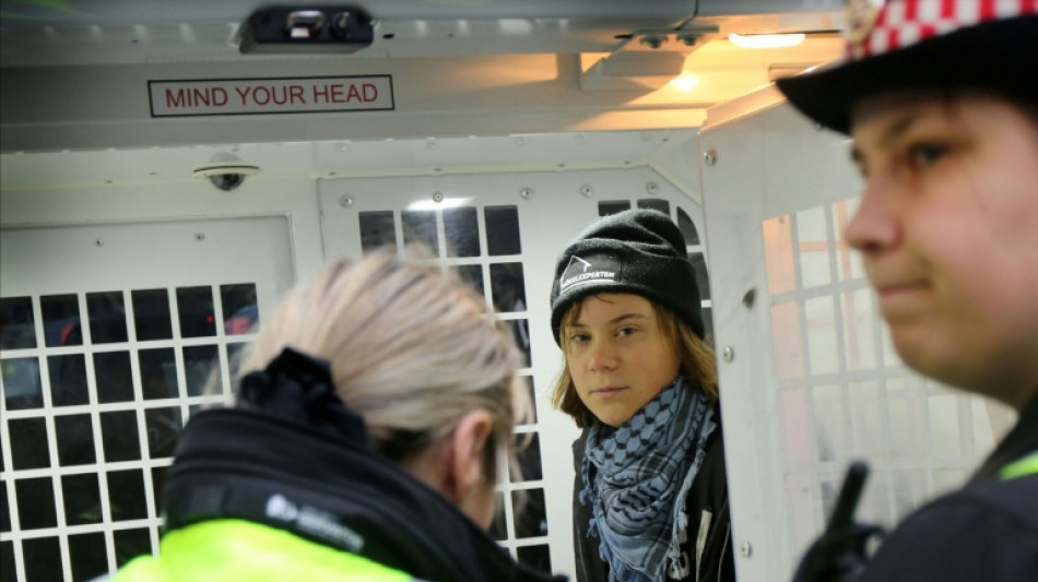 Detienen a Greta Thunberg en Londres en protesta de apoyo a activistas de Palestine Action
