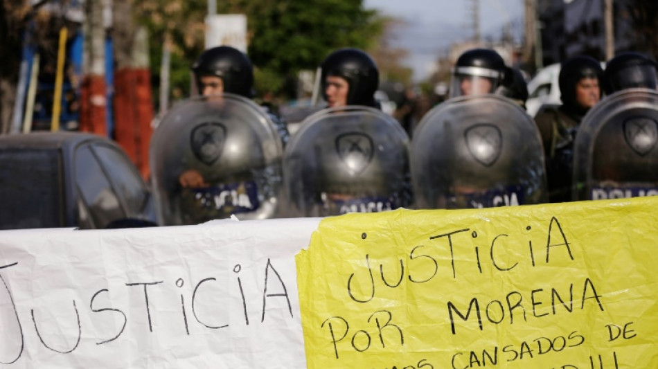 Suspenden actos de campa&ntilde;a por muerte de ni&ntilde;a en robo que conmociona a Argentina