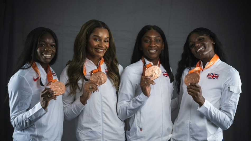 Dos polic&iacute;as de Londres, despedidos por el trato a una pareja de atletas negros