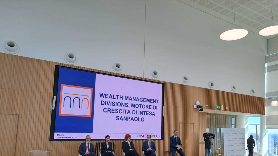 Il Polo Wealth Management di Intesa Sanpaolo a 909 miliardi