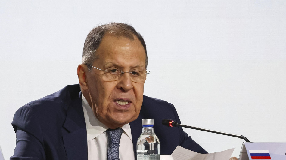 Lavrov, 'il mondo rischia di sprofondare nel caos'