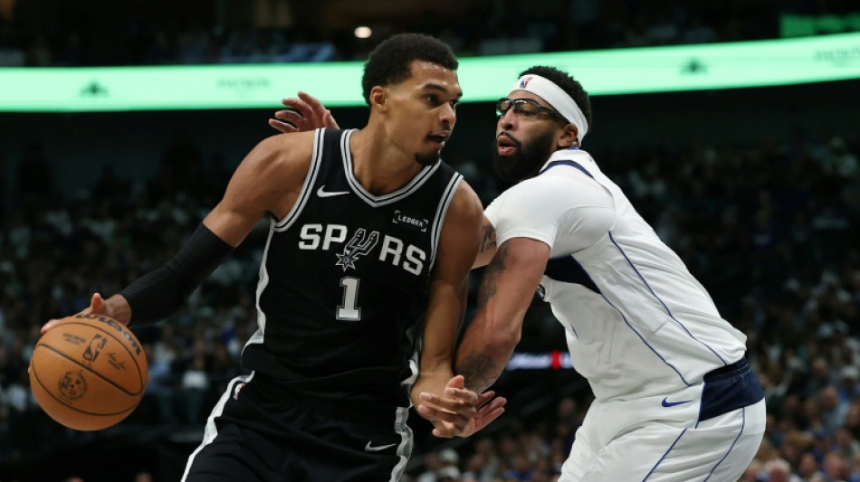 NBA: spectacle total de Wembanyama pour son retour, huit mois après