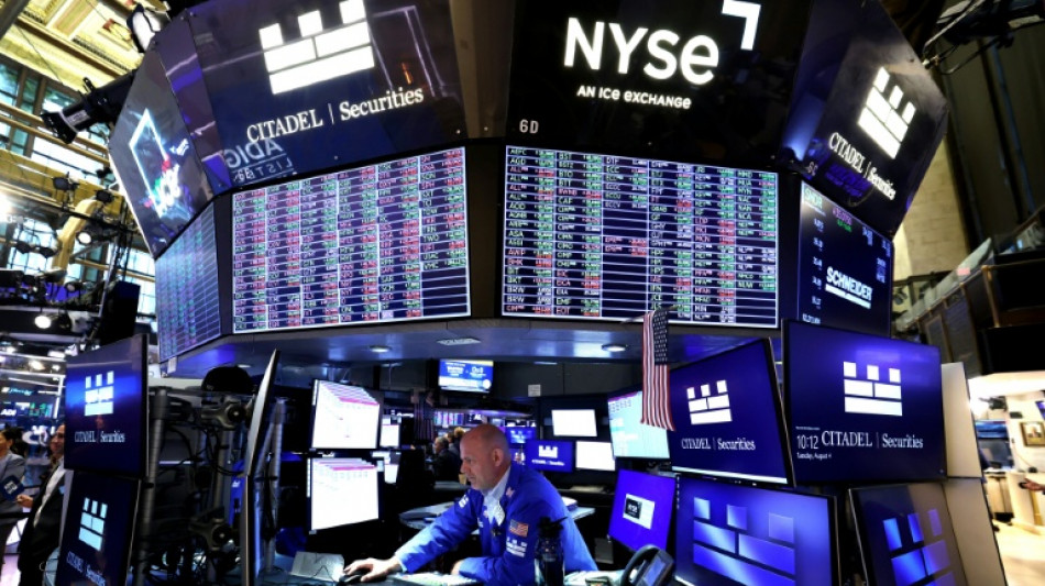 Wall Street reste prudente, suspendue aux avanc&eacute;es g&eacute;opolitiques