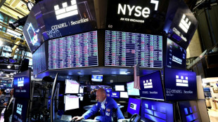 Wall Street reste prudente, suspendue aux avanc&eacute;es g&eacute;opolitiques