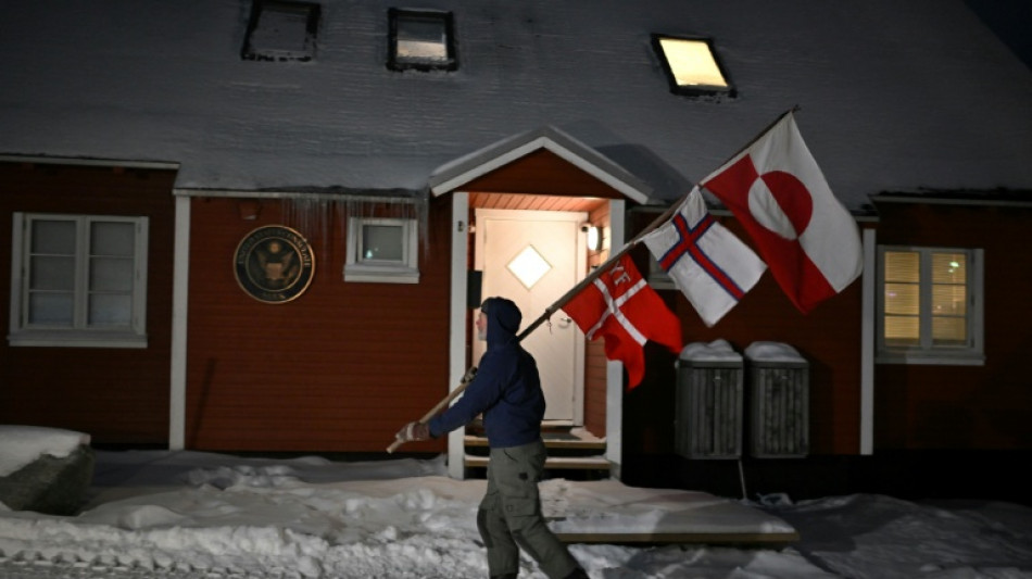 "&iexcl;No queremos ser invadidos!", dice en Nuuk un manifestante solitario en su protesta diaria