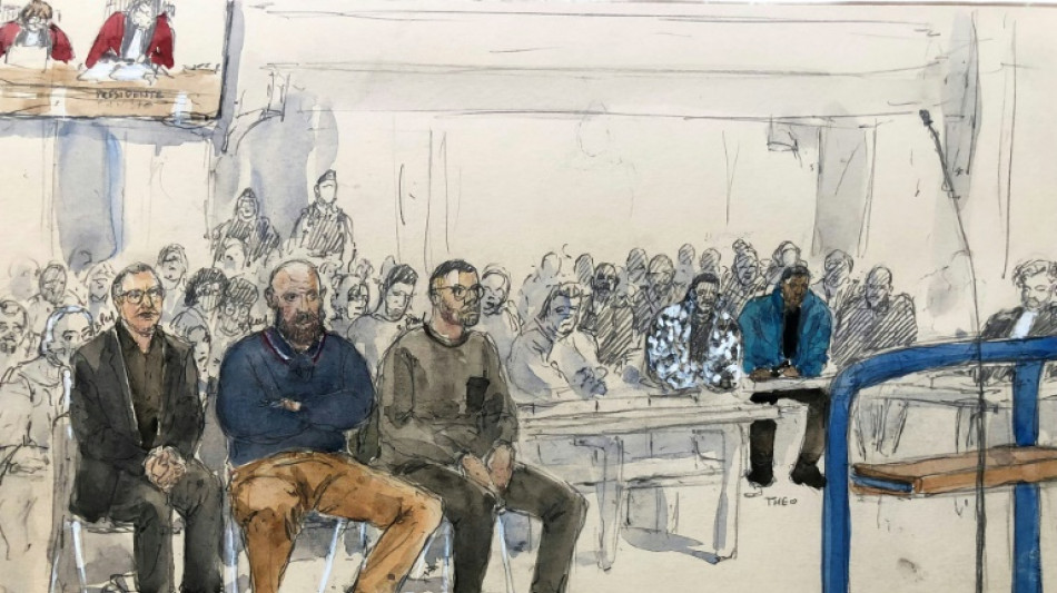 Condenan a tres polic&iacute;as en Francia a penas condicionales por agresi&oacute;n a un joven negro en 2017