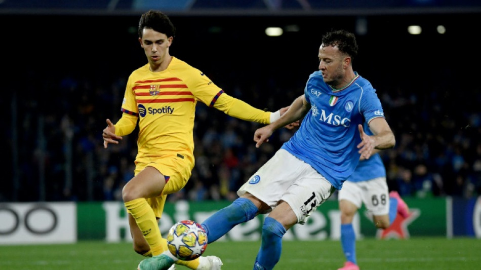 Napoli empata em casa com Bar&ccedil;a (1-1) na ida das oitavas da Champions
