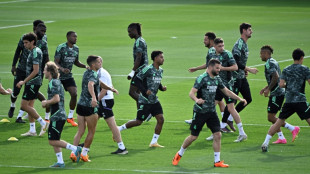 Derbi milan&eacute;s y choque de estrellas en busca de la final de la Champions