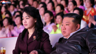 Kim Jong Un qualifie les Nord-Cor&eacute;ennes de "pilier de la r&eacute;volution"