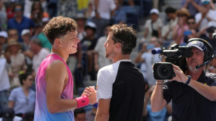 Zverev e Shelton estreiam com vit&oacute;rias no US Open