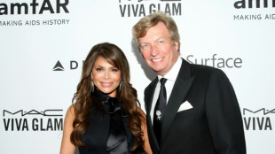 La cantante Paula Abdul demanda a productor de  "American Idol" por agresi&oacute;n sexual