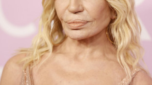 I 70 anni di Donatella Versace da ambasciatrice della maison