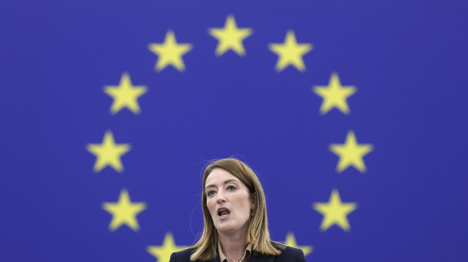 Chiesta revoca immunità di 3 eurodeputati Fi su Huaweigate