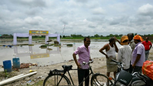 El abogado del gur&uacute; hind&uacute; cuyo serm&oacute;n termin&oacute; en estampida dice que su cliente no se esconde