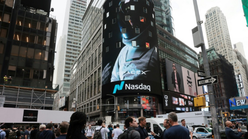 Wall Street climbs as SpaceX shares launch, oil slides on Mideast deal hopes