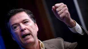 Ex-chefe do FBI James Comey se declara 'não culpado' em caso impulsionado por Trump