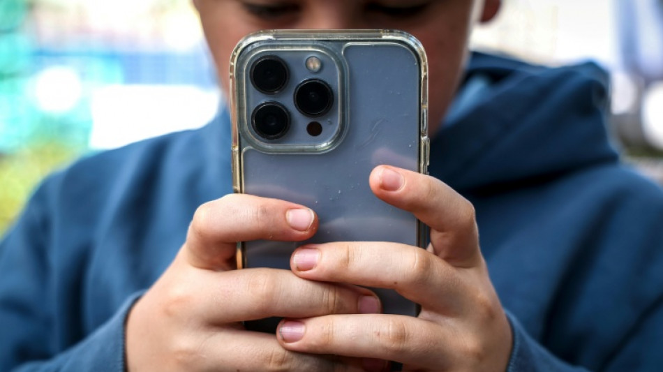 Bundessch&uuml;lerkonferenz sieht Social-Media-Verbot kritisch