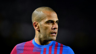 Dani Alves, condenado en Espa&ntilde;a a 4 a&ntilde;os y medio de c&aacute;rcel por violaci&oacute;n